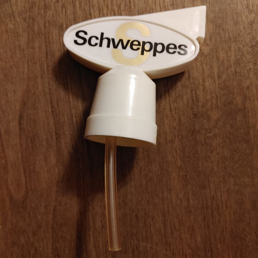 Vintage Retro Schweppes Cordial Screw Bottle Top Pourer Drink Man Cave Home Bar